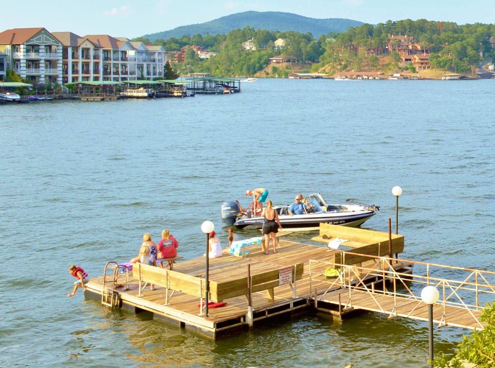 Country Inn Lake Resort Hot Springs Zewnętrze zdjęcie
